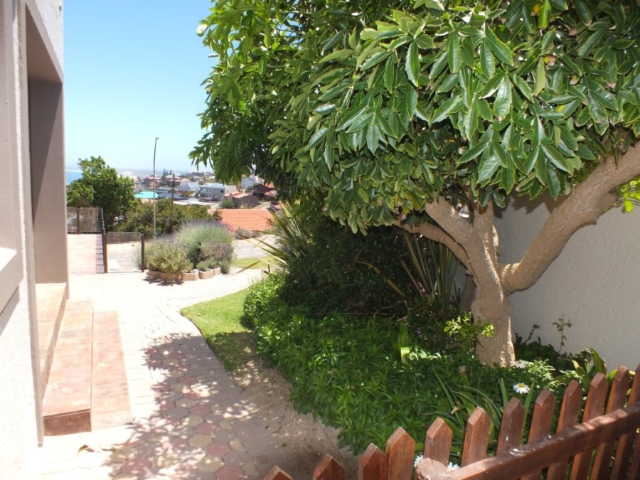 4 Bedroom Property for Sale in Dana Bay Western Cape